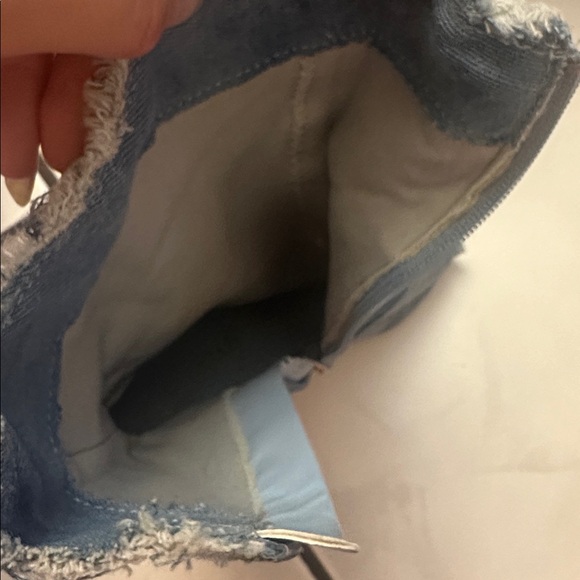 Stylish Denim Peep-Toe Stiletto Boots - Picture 5 of 5